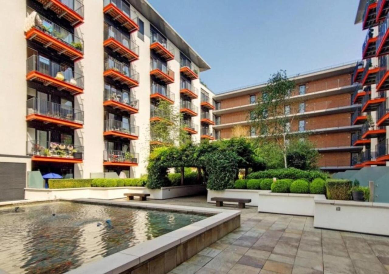 Your Riverside Home 2 With Private Balcony ロンドン エクステリア 写真