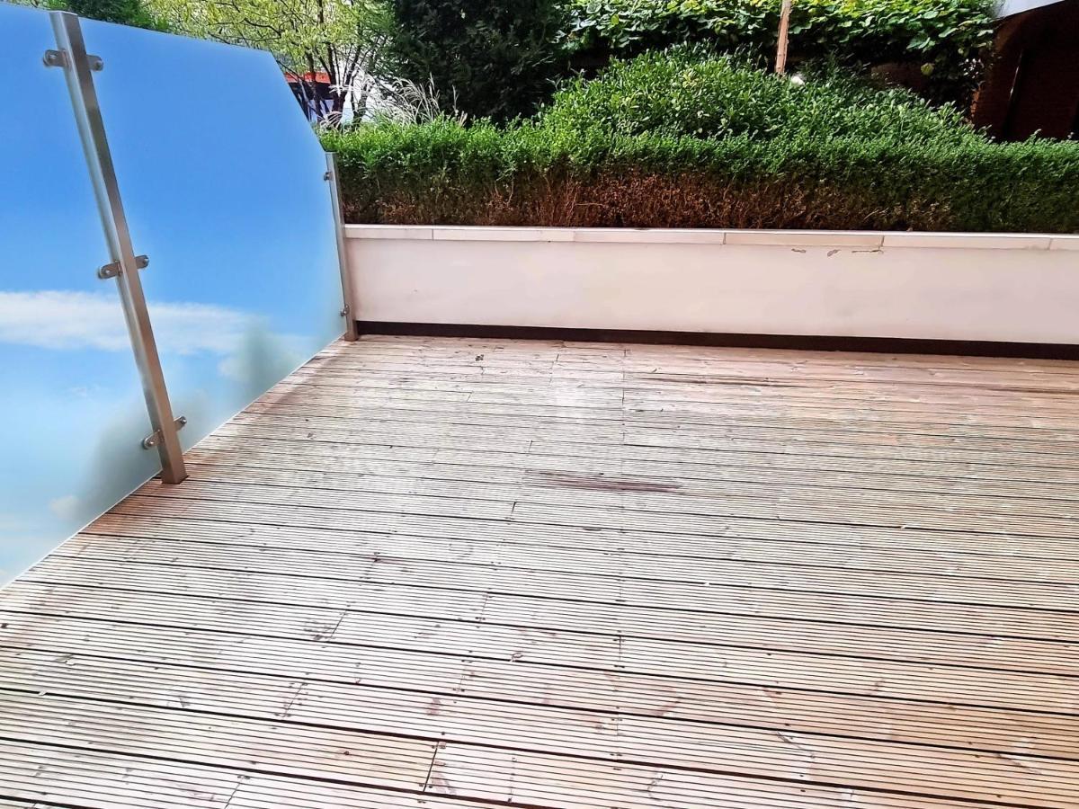 Your Riverside Home 2 With Private Balcony ロンドン エクステリア 写真